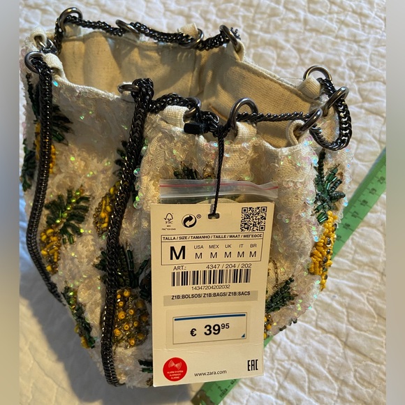 NWT ZARA Limited Edition Collection Pineapple Beaded Purse - Picture 10 of 13